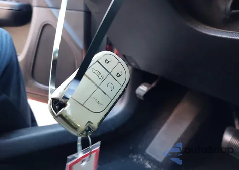 2019 Dodge Charger R/T Rwd z USA, uszkodzony, nr VIN 2C3CDXCT4KH607702